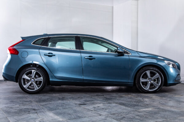 V40 T4 SE