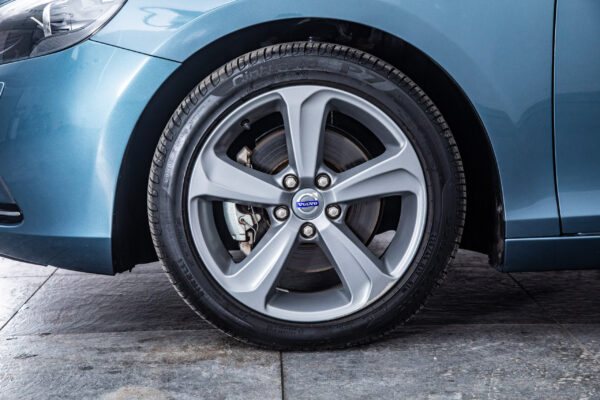 V40 T4 SE