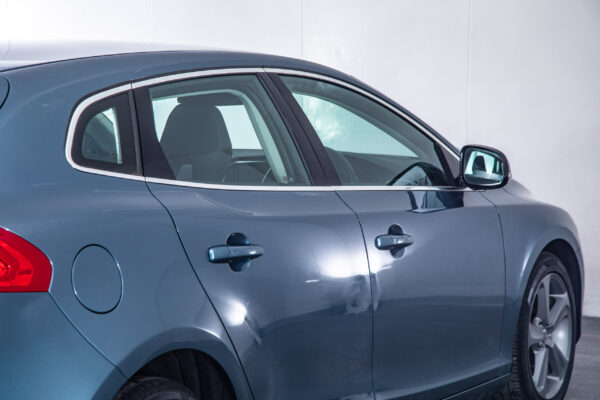 V40 T4 SE