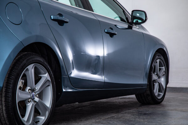 V40 T4 SE