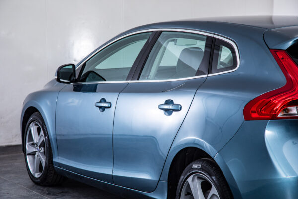 V40 T4 SE