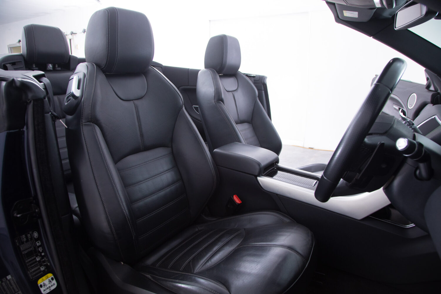 イヴォークコンバーチブル HSEダイナミック 2.0L D180 ディーゼル 4WD