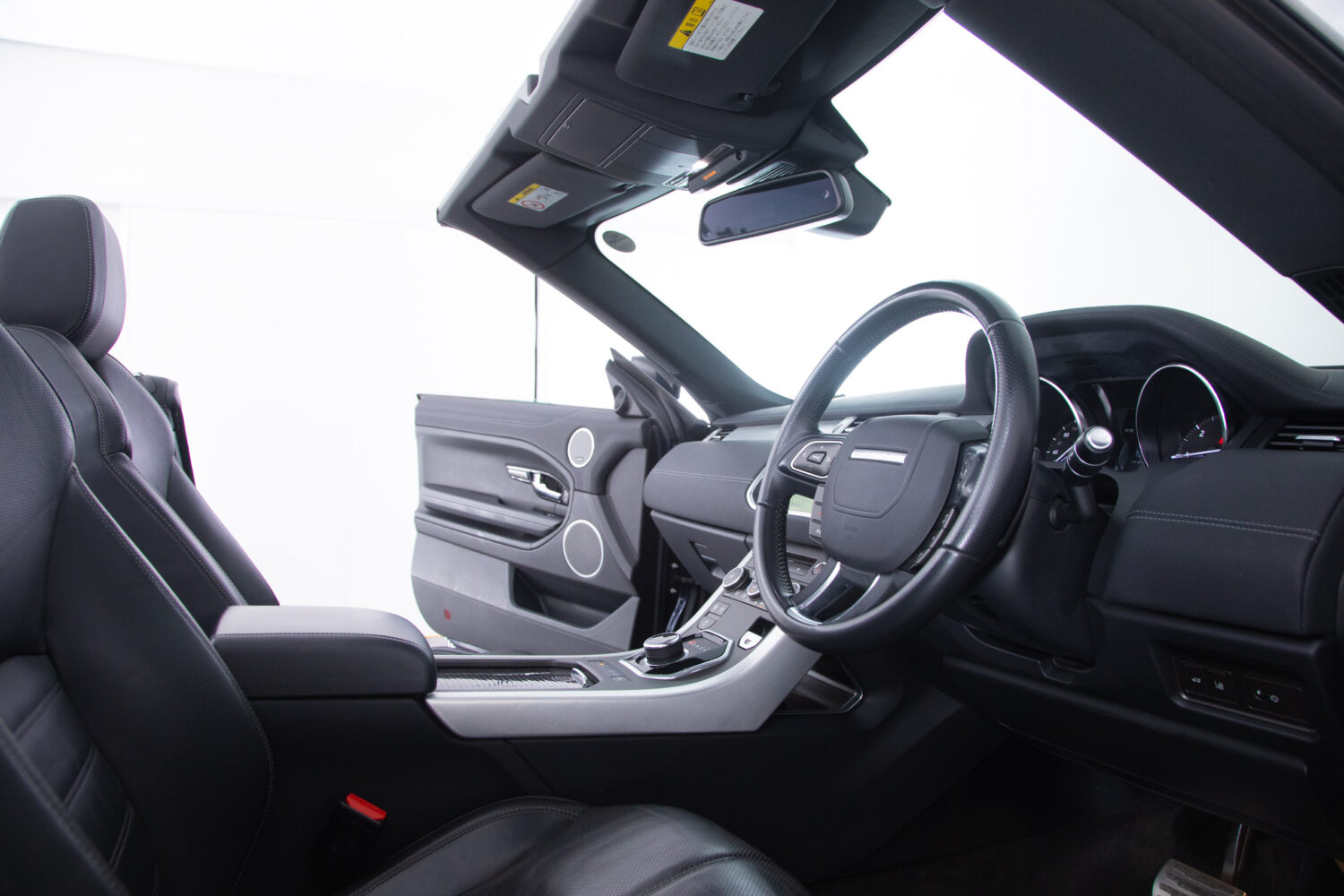 イヴォークコンバーチブル HSEダイナミック 2.0L D180 ディーゼル 4WD