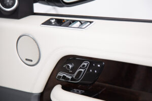 レンジローバー ヴォーグ (5.0リッター) 4WD