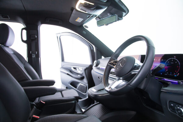 Vクラス V220 d エクストラロング AMGラインパッケージ ディーゼルターボ