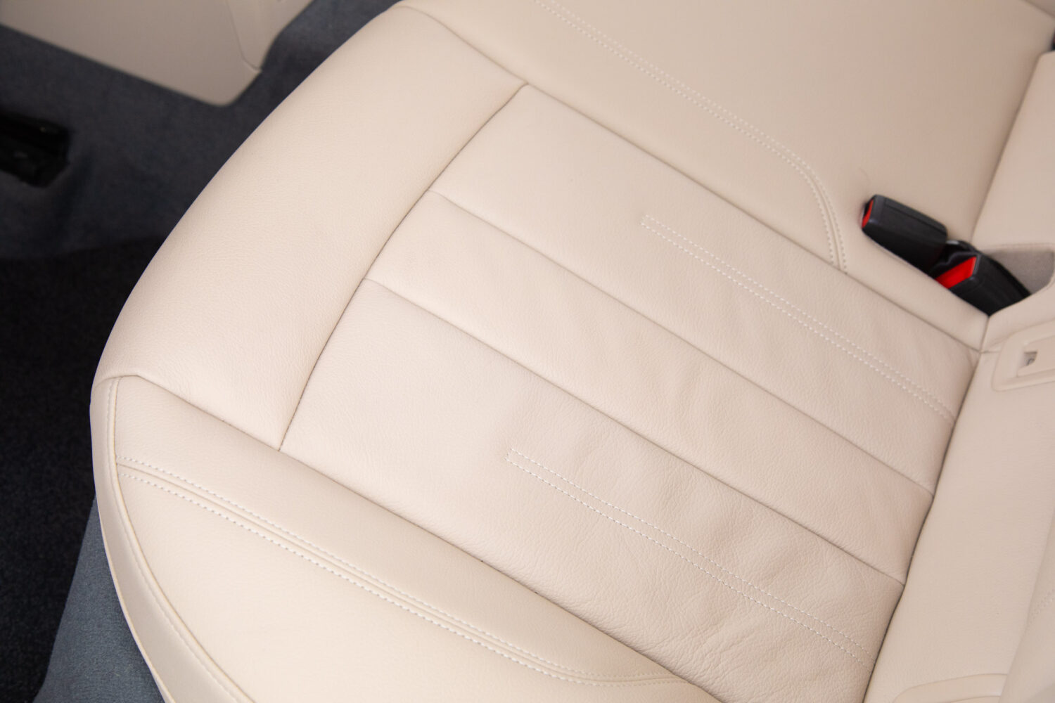 A4オールロードクワトロ 2.0 4WD