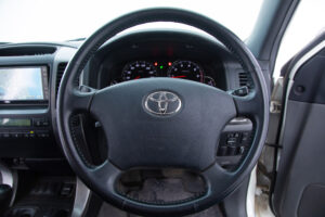 ランドクルーザープラド 4.0 TXリミテッド 4WD