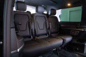 Vクラス V220 d エクストラロング AMGラインパッケージ ディーゼルターボ