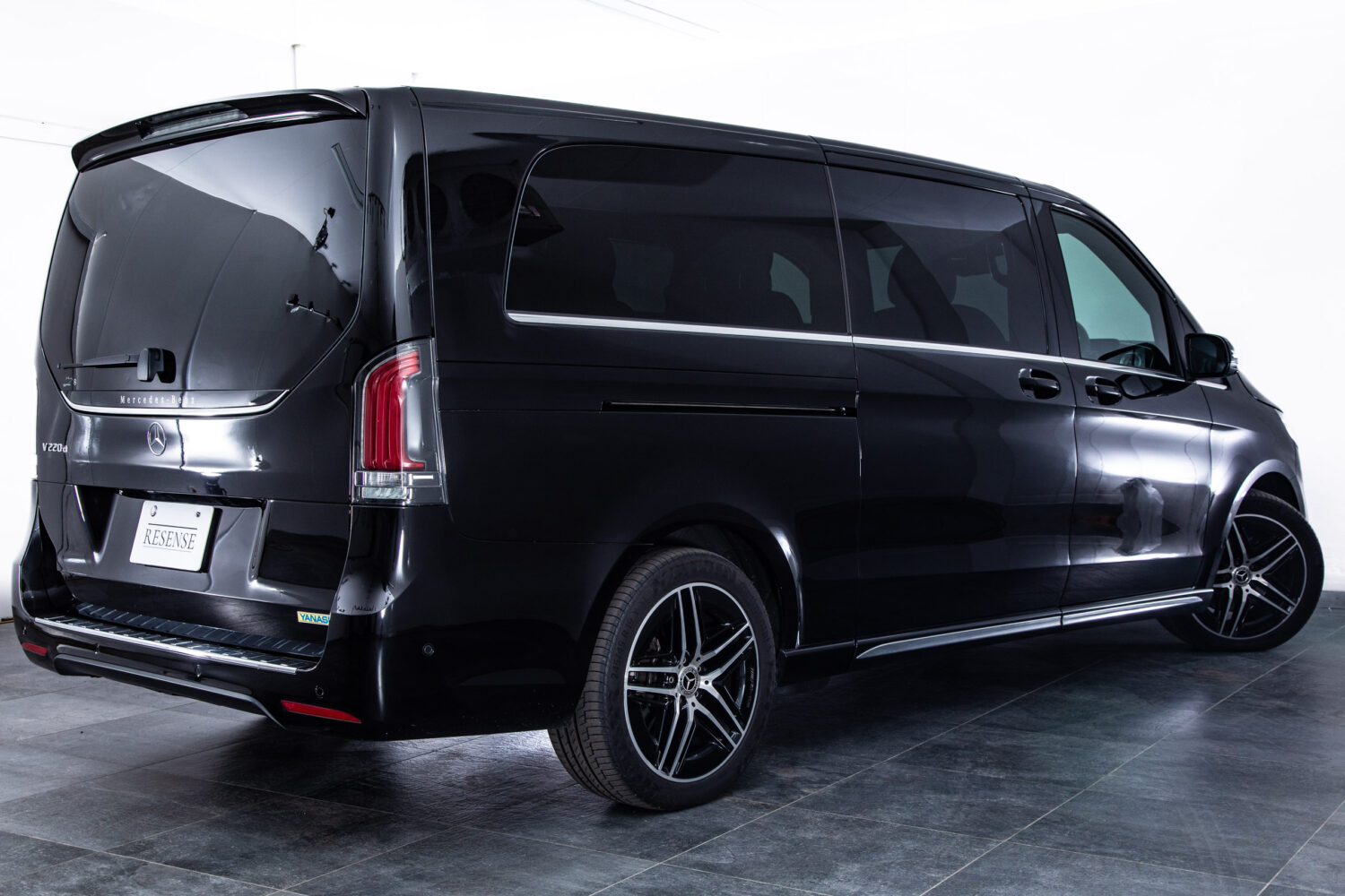 Vクラス V220 d エクストラロング AMGラインパッケージ ディーゼルターボ