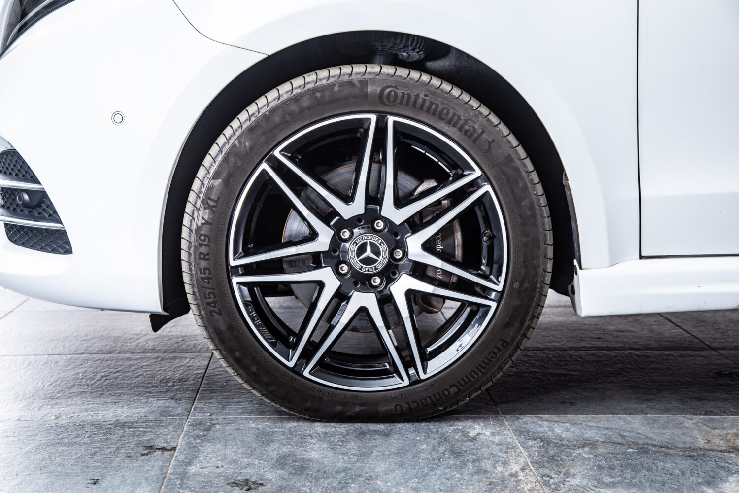 Vクラス V220 d アバンギャルド エクストラロング AMGライン