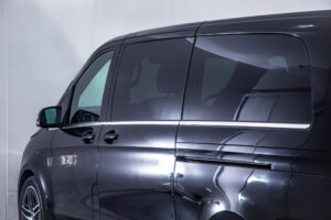 Vクラス V220 d エクストラロング AMGラインパッケージ ディーゼルターボ