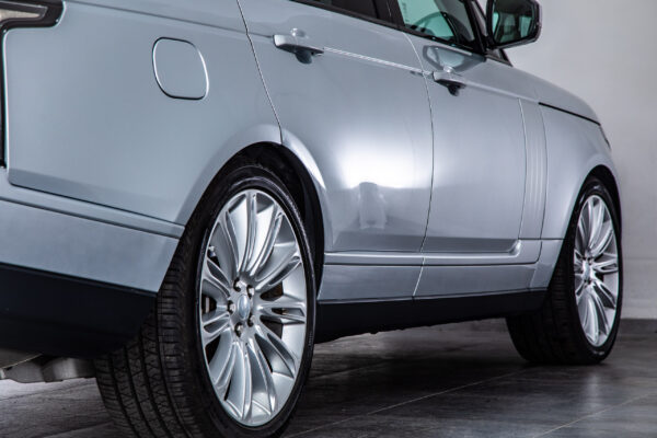 レンジローバー ヴォーグ (5.0リッター) 4WD