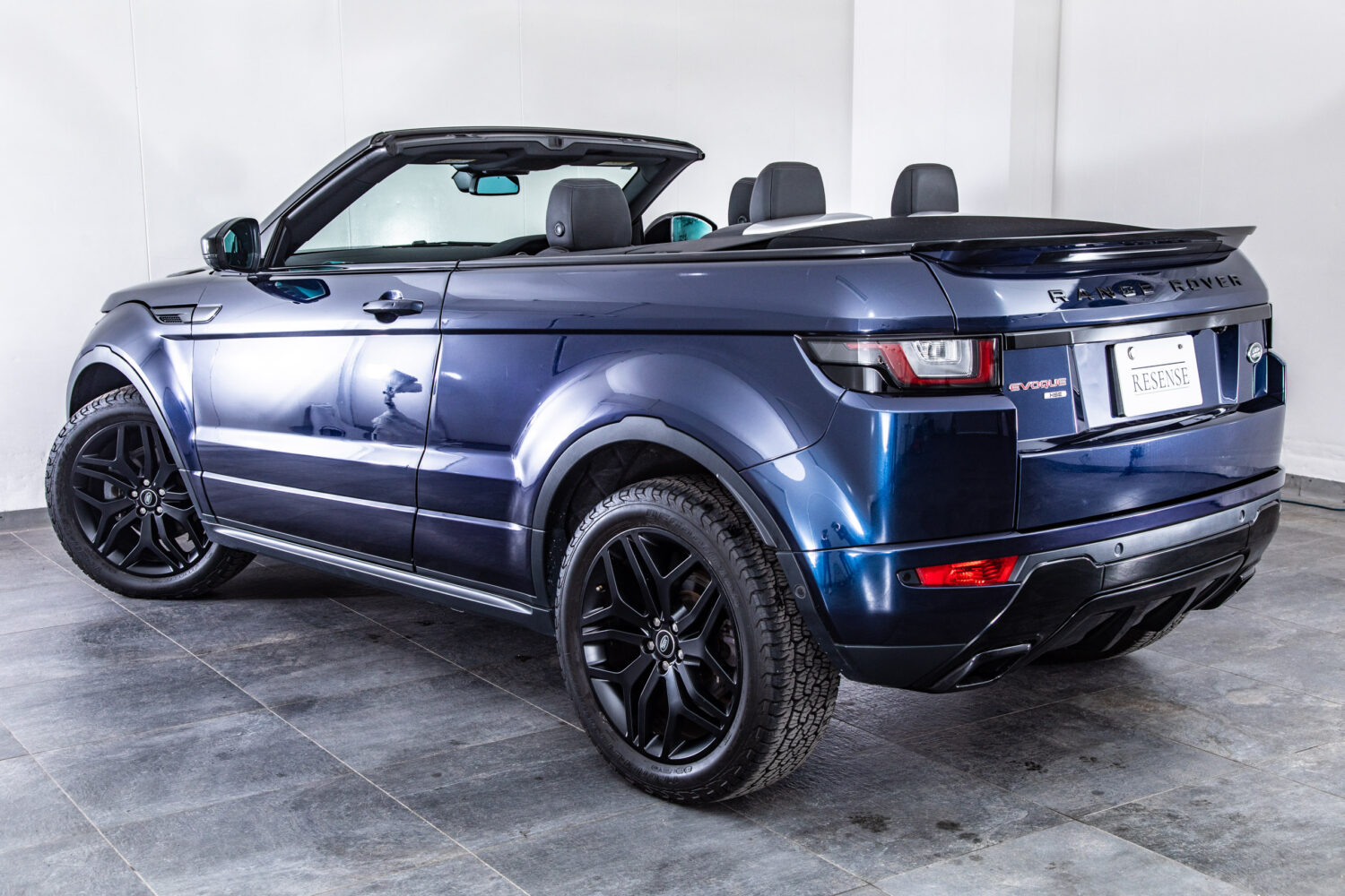 イヴォークコンバーチブル HSEダイナミック 2.0L D180 ディーゼル 4WD