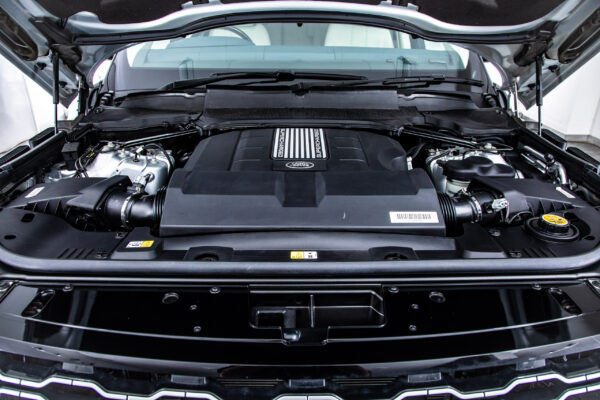 レンジローバー ヴォーグ (5.0リッター) 4WD