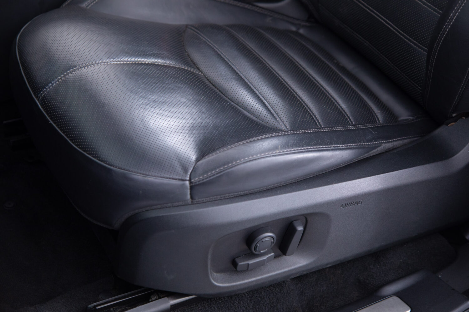 イヴォークコンバーチブル HSEダイナミック 2.0L D180 ディーゼル 4WD