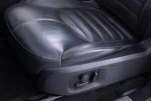 イヴォークコンバーチブル HSEダイナミック 2.0L D180 ディーゼル 4WD