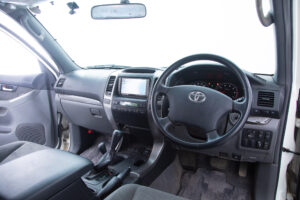 ランドクルーザープラド 4.0 TXリミテッド 4WD