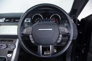 イヴォークコンバーチブル HSEダイナミック 2.0L D180 ディーゼル 4WD