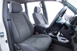 ランドクルーザープラド 4.0 TXリミテッド 4WD