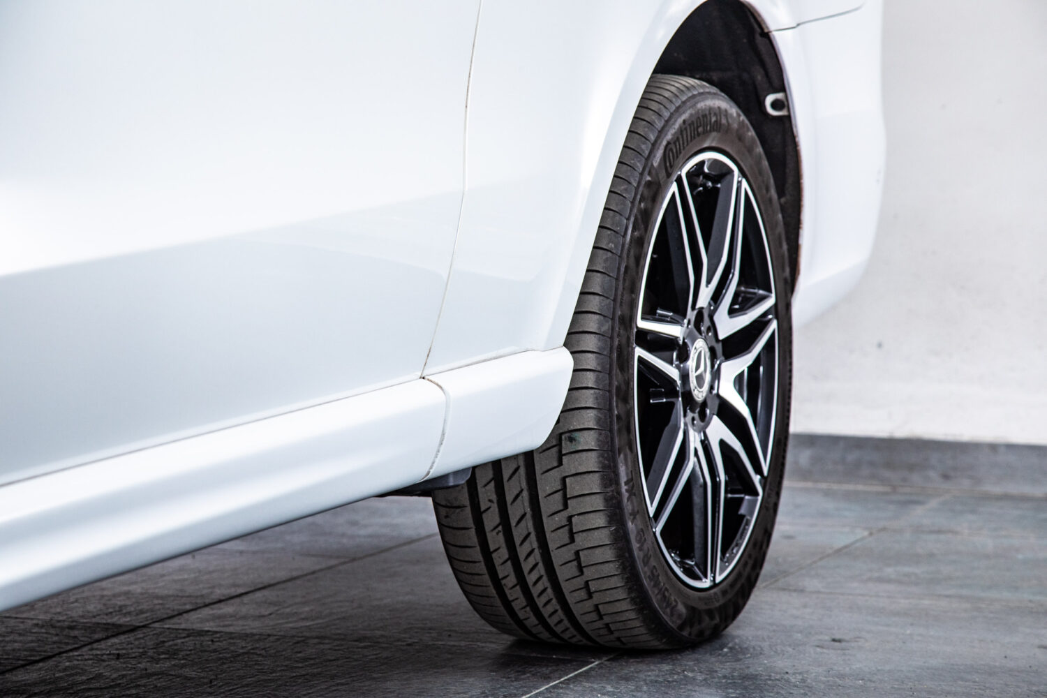 Vクラス V220 d アバンギャルド エクストラロング AMGライン