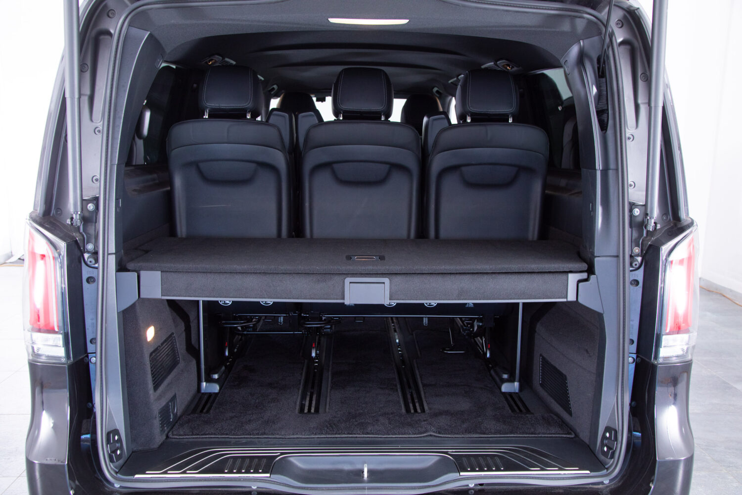 Vクラス V220 d エクストラロング AMGラインパッケージ ディーゼルターボ