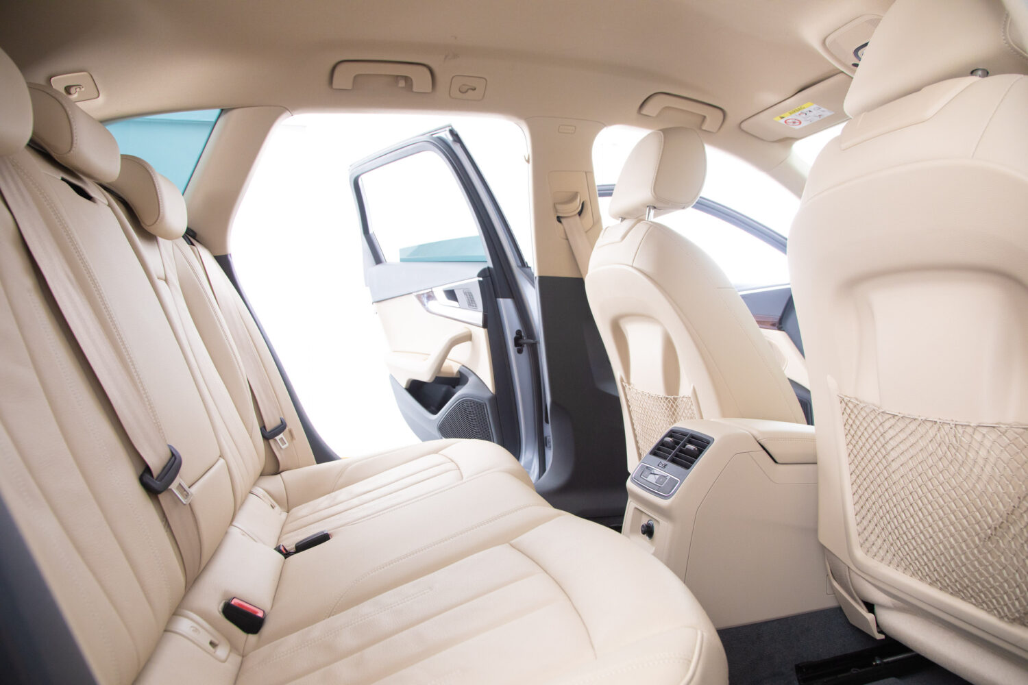 A4オールロードクワトロ 2.0 4WD