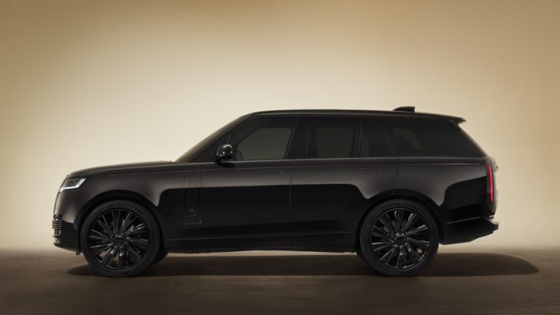2グレード展開へ　ランドローバー・レンジローバー　2026年モデル発表
