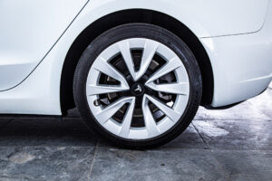 モデル3 ロングレンジ デュアルモーター 4WD