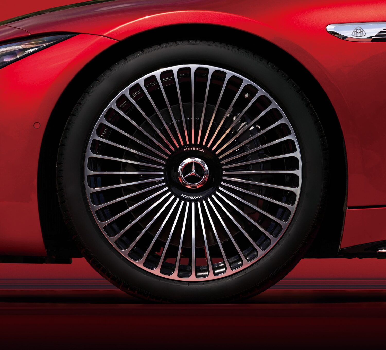 メルセデス・マイバッハSL680モノグラムシリーズ　受注生産のスポーティマイバッハ