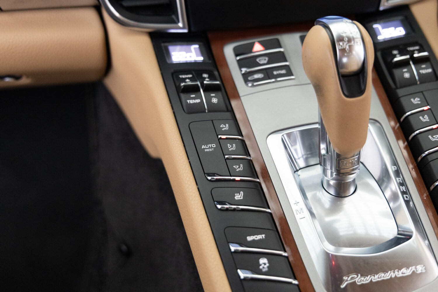 パナメーラ 3.6 PDK 2WD