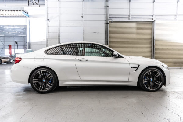 M4クーペ M DCT ドライブロジック