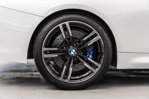 M4クーペ M DCT ドライブロジック