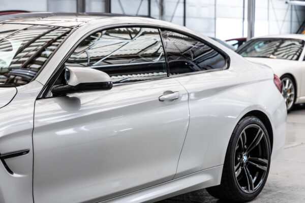 M4クーペ M DCT ドライブロジック