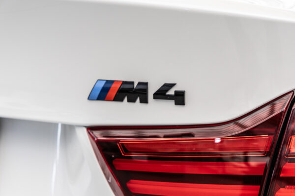 M4クーペ M DCT ドライブロジック