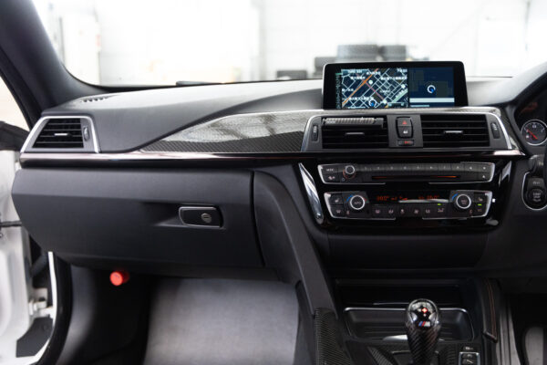 M4クーペ M DCT ドライブロジック