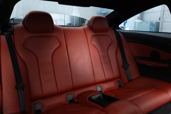 M4クーペ M DCT ドライブロジック