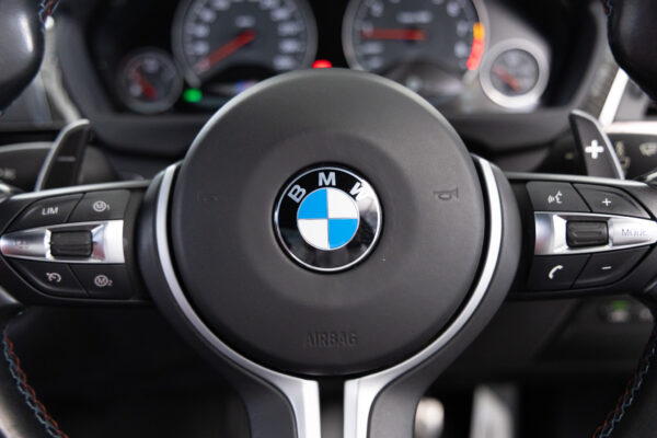 M4クーペ M DCT ドライブロジック