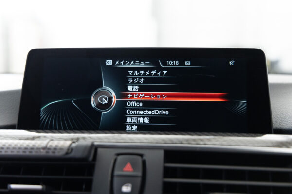 M4クーペ M DCT ドライブロジック