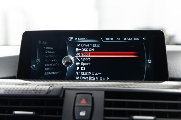 M4クーペ M DCT ドライブロジック