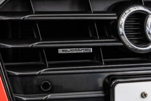 A5 2.0TFSI クワトロ Sラインコンペティションプラス