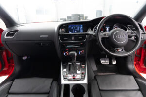 A5 2.0TFSI クワトロ Sラインコンペティションプラス