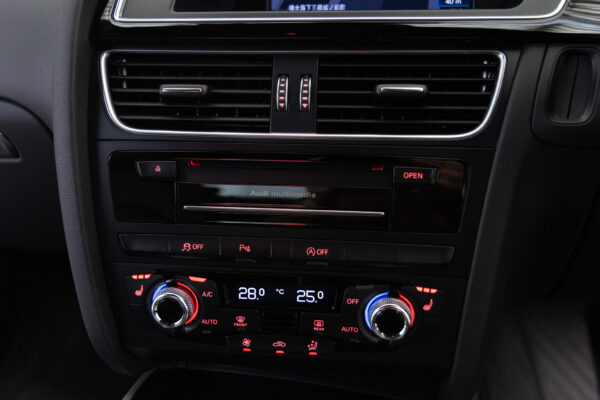 A5 2.0TFSI クワトロ Sラインコンペティションプラス