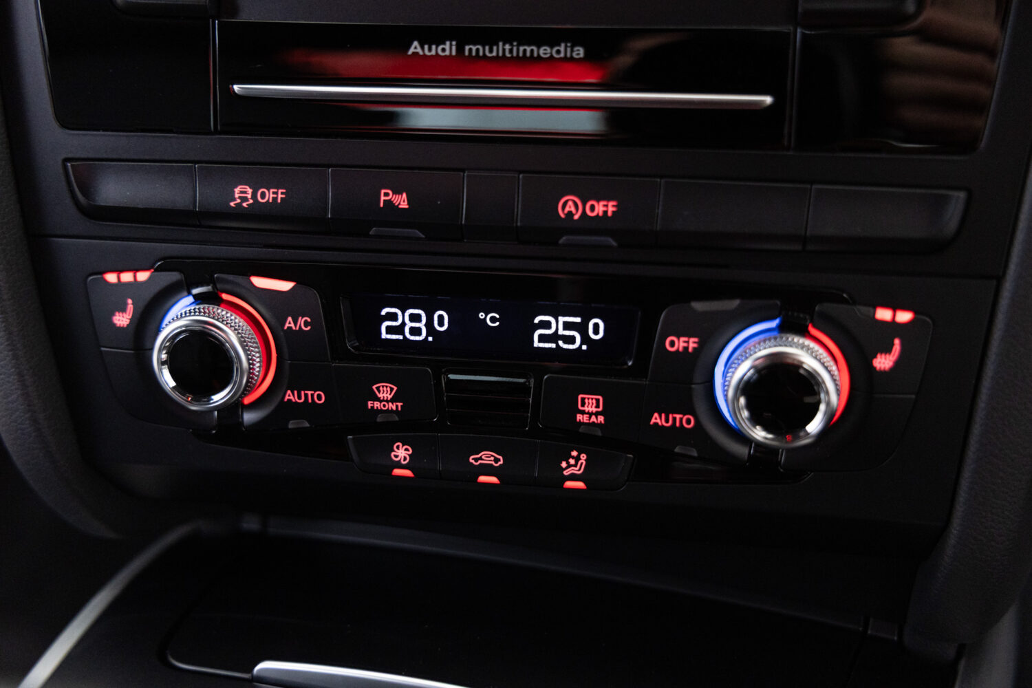 A5 2.0TFSI クワトロ Sラインコンペティションプラス