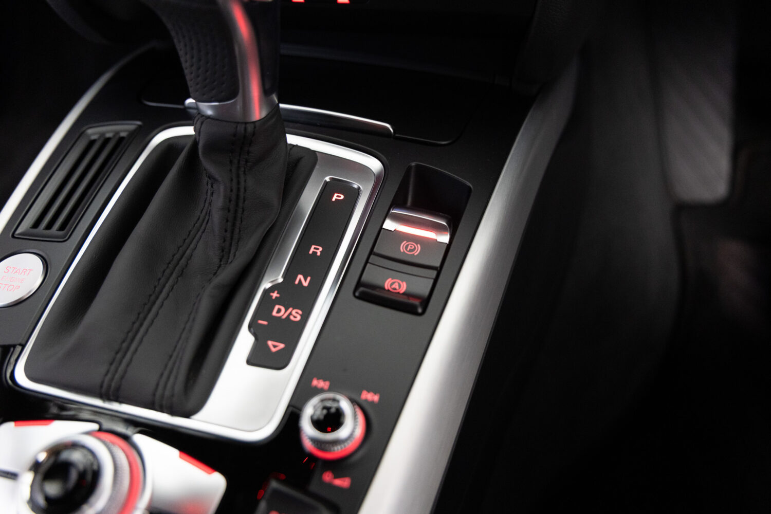 A5 2.0TFSI クワトロ Sラインコンペティションプラス