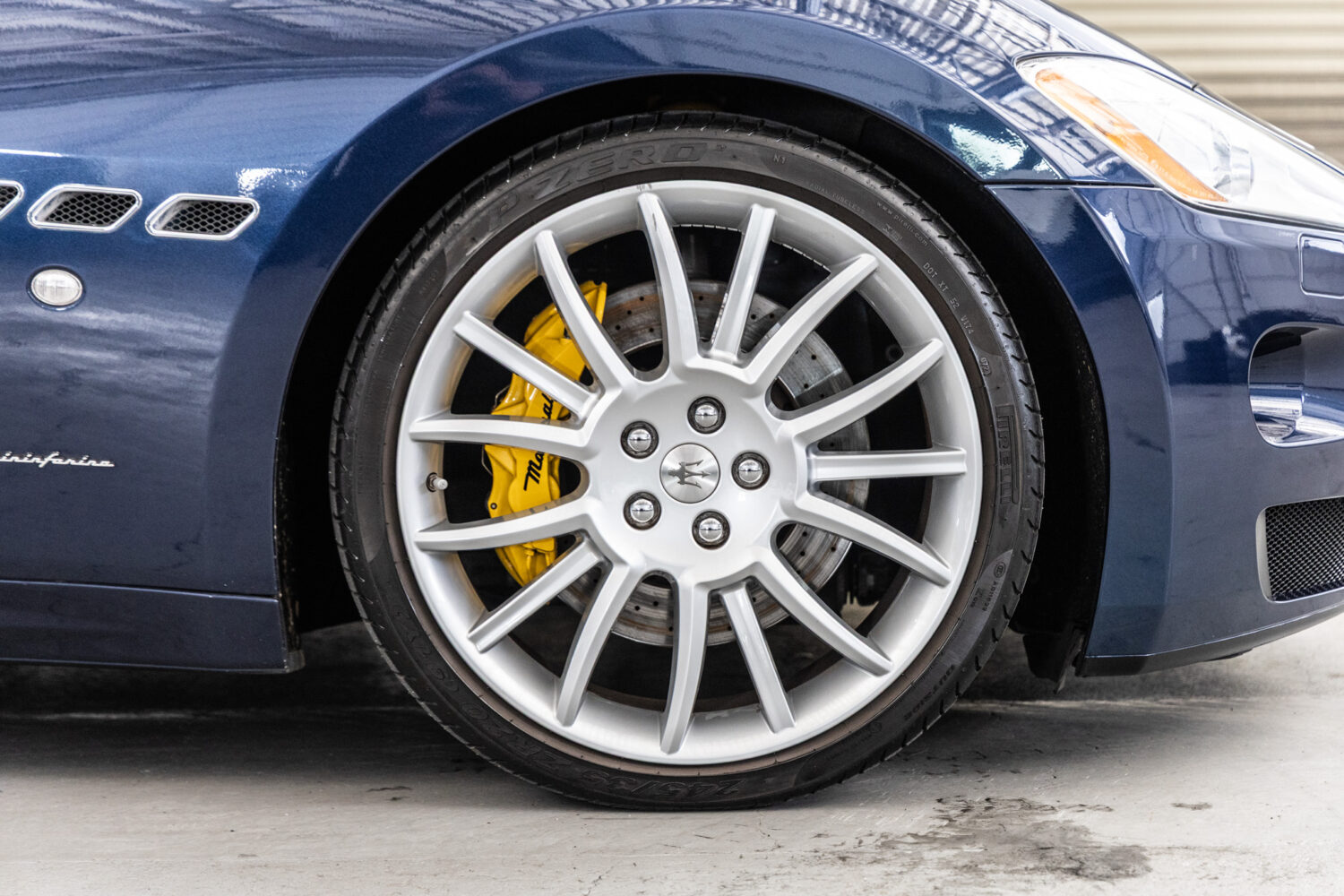 グラントゥーリズモ S