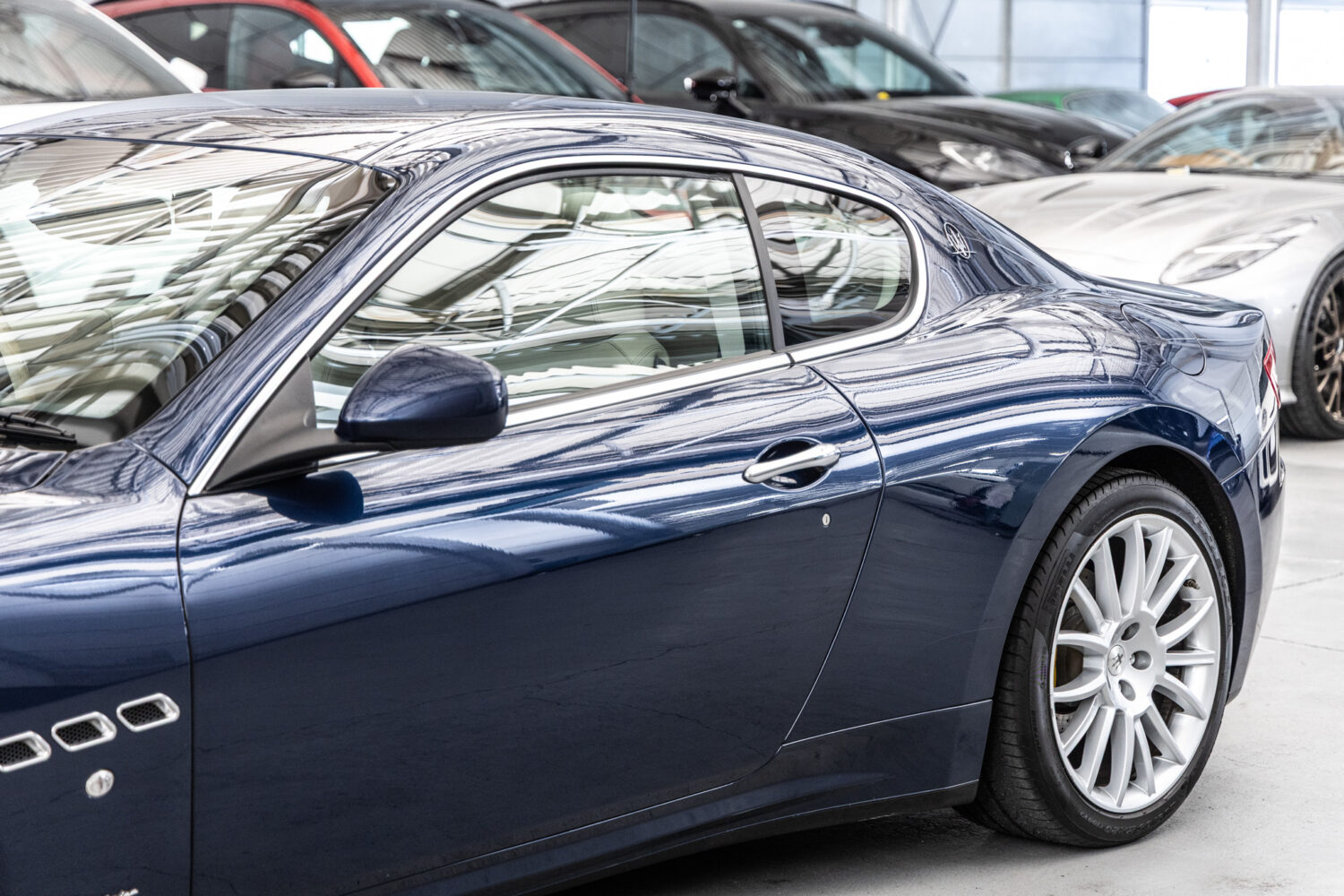 グラントゥーリズモ S