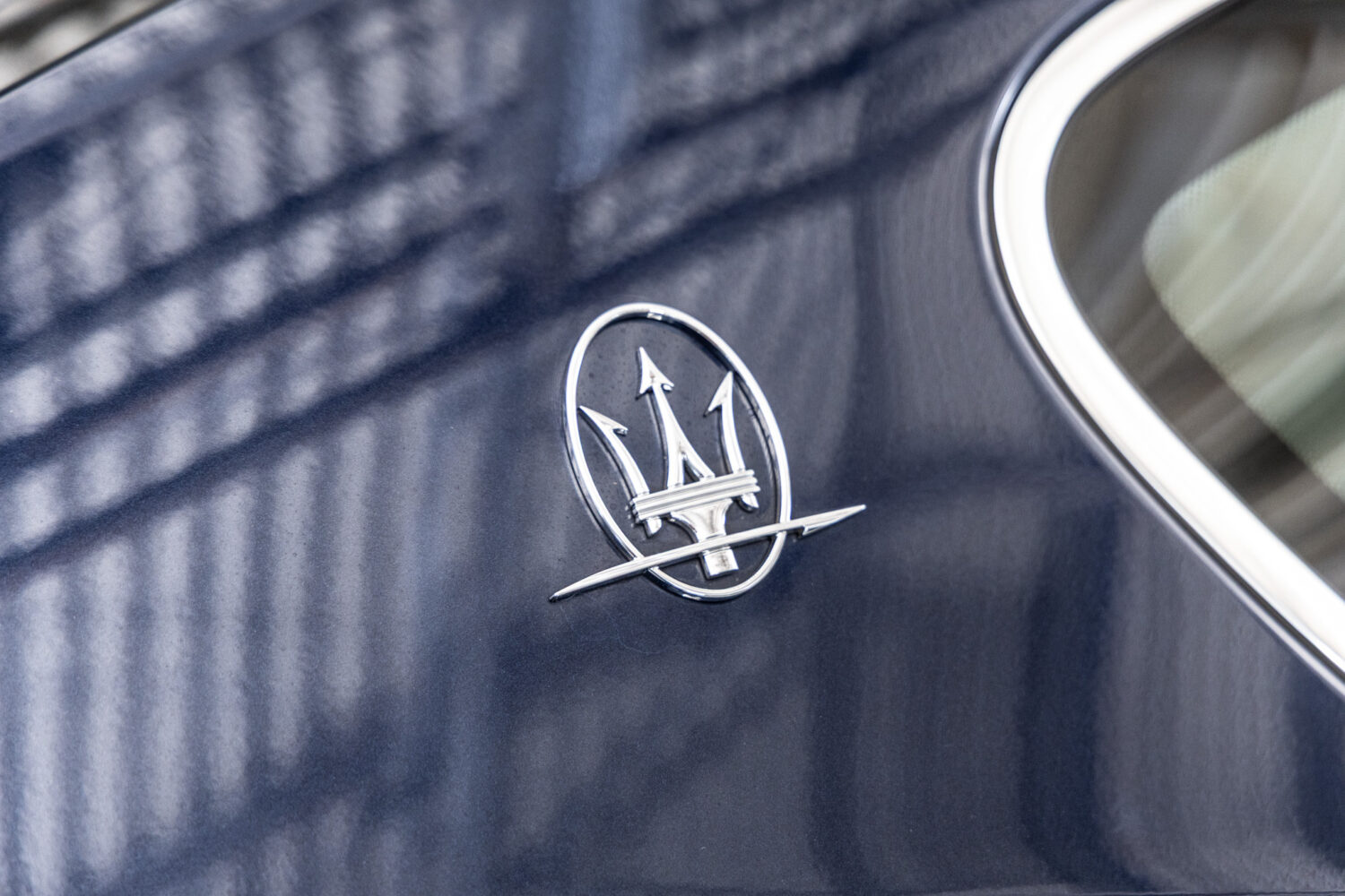 グラントゥーリズモ S