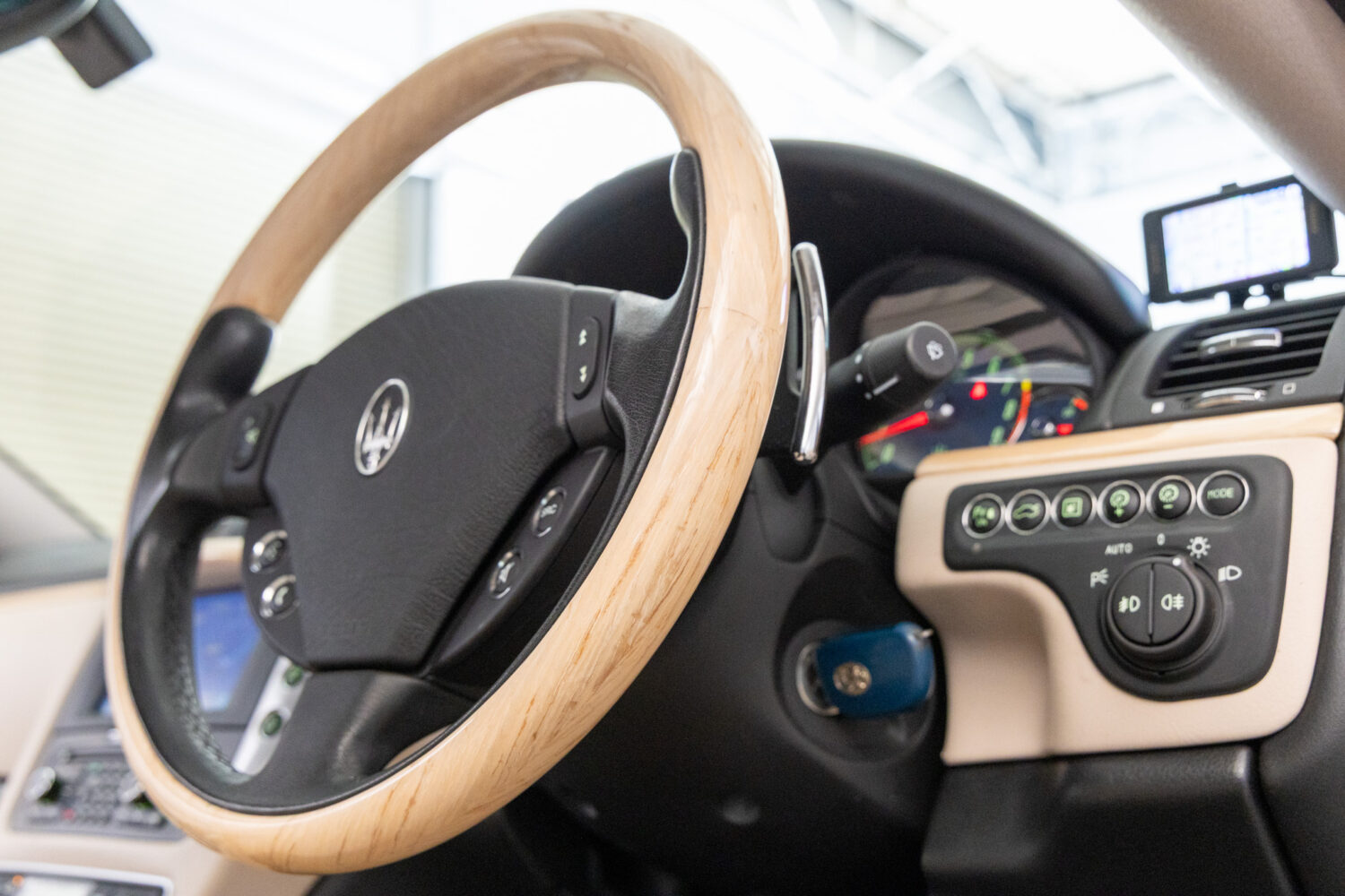 グラントゥーリズモ S