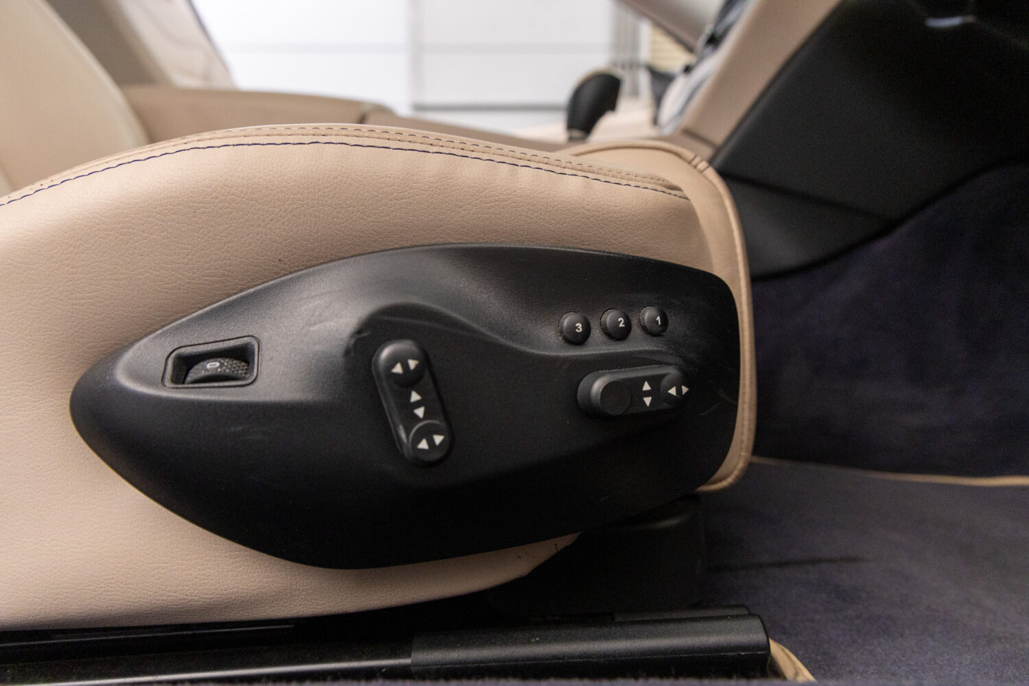 グラントゥーリズモ S