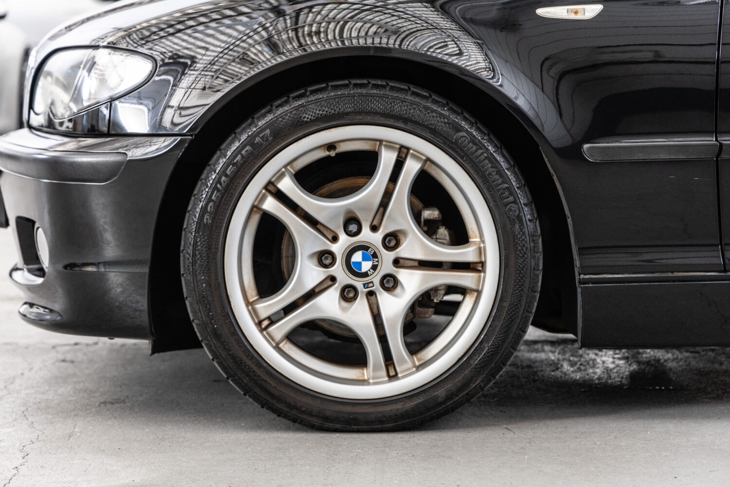 3シリーズセダン 318i Mスポーツ 5MT